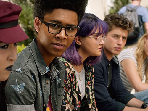 Gregg Sulkin, Ariela Barer, Lyrica Okano, and Rhenzy Feliz in Runaways (2017)