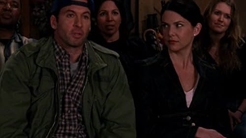 Lauren Graham and Scott Patterson in Gilmore Girls (2000)