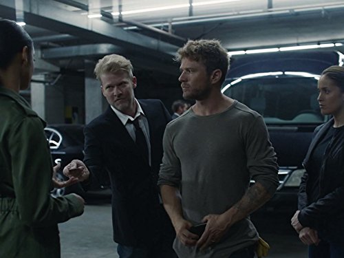 Ryan Phillippe, Todd Lowe, and Jaina Lee Ortiz in Shooter (2016)