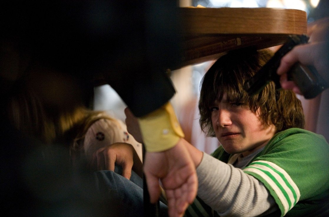 Josh Hutcherson in Winged Creatures (2008)