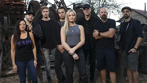 Jason Hawes, Steve Gonsalves, Dave Tango, Dakota Laden, Tanner Wiseman, Chelsea Laden, Shari DeBenedetti, and Alex Schroeder in Trapped in Terror (2023)