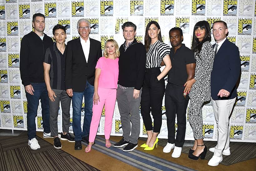 Ted Danson, Kristen Bell, Drew Goddard, Michael Schur, Marc Evan Jackson, William Jackson Harper, Manny Jacinto, Jameela Jamil, and D'Arcy Carden at an event for The Good Place (2016)