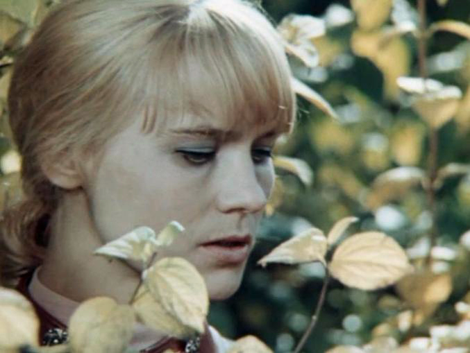 Nina Ruslanova in Vtoroye dykhaniye (1972)