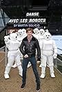 Martin Solveig in Danse avec les robots en collaboration avec le DJ Martin Solveig (2012)