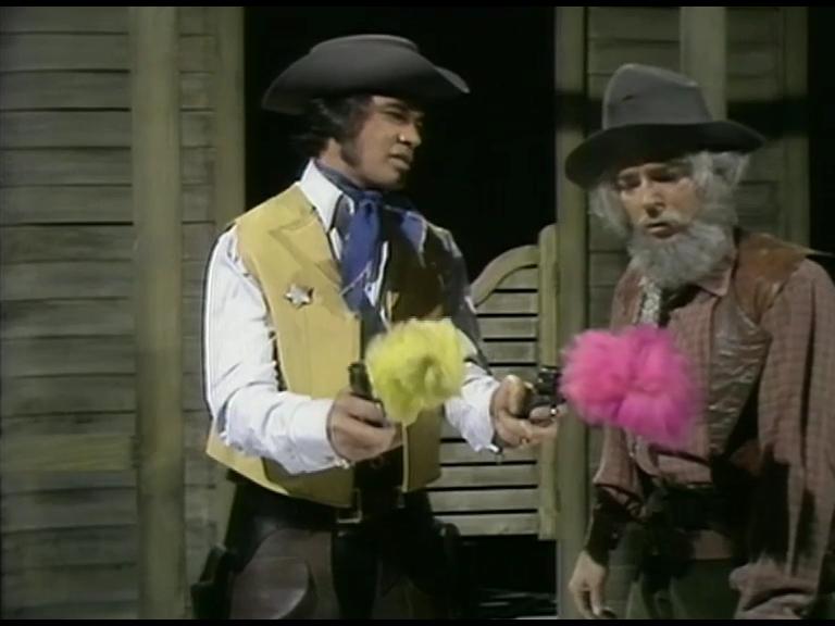 Ken Berry and Engelbert Humperdinck in The Engelbert Humperdinck Show (1969)