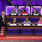 Alec Baldwin, Alexandra Wentworth, Mario Cantone, Cheryl Hines, Niecy Nash, Kal Penn, and Jack McBrayer in Match Game (2016)