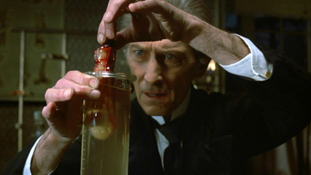 Peter Cushing in The Creeping Flesh (1973)