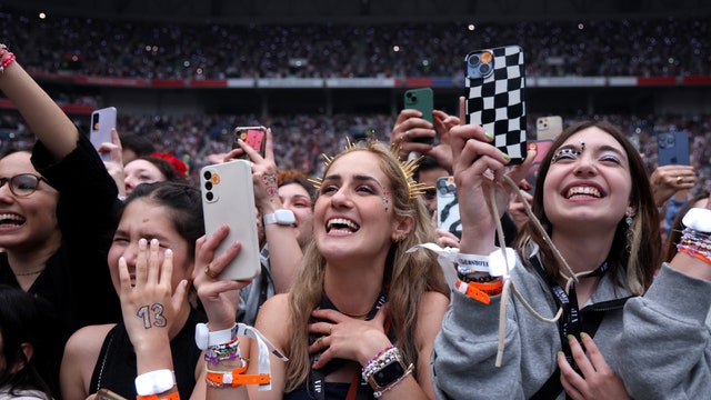 Ecco come fare i «braccialetti dell'amicizia» per i concerti di Milano di Taylor Swift