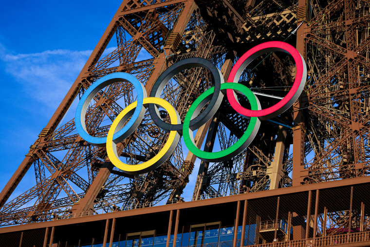 A view of the Eiffel Tower adorned with The Olympic Rings.