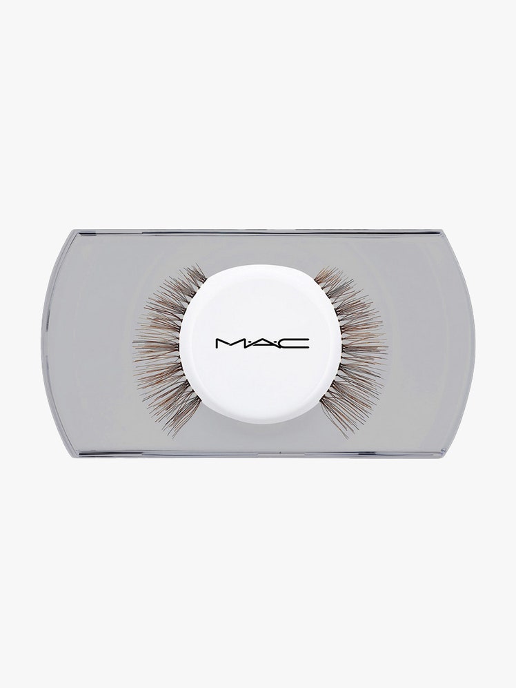 MAC 36 Lash light brown in grey case on light grey background