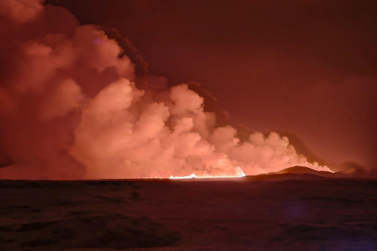 Smoke billows from a volcanic eruption on the Reykjanes peninsula in Iceland on December 18. 