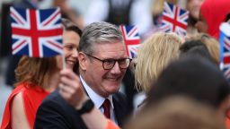 British Prime Minister Keir Starmer and his wife Victoria Starmer greet Labour campaigners and activists at Number 10 Downing Street, following the results of the election, in London, Britain, July 5, 2024. REUTERS/Toby Melville