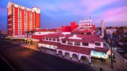 <strong>El Cortez Hotel & Casino: </strong> The El Cortez opened on East Fremont Street in 1941 as downtown Las Vegas’ first major resort and proudly promotes itself as the longest continuously operating casino in Las Vegas.