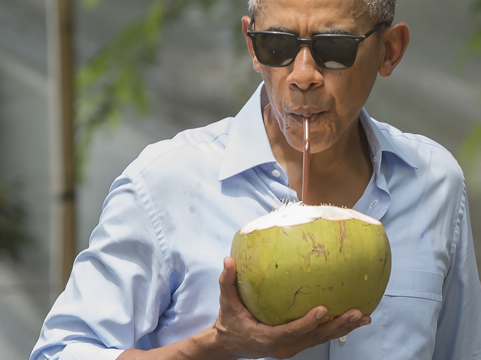 Obama Arrives in Bali for a Family Vacation