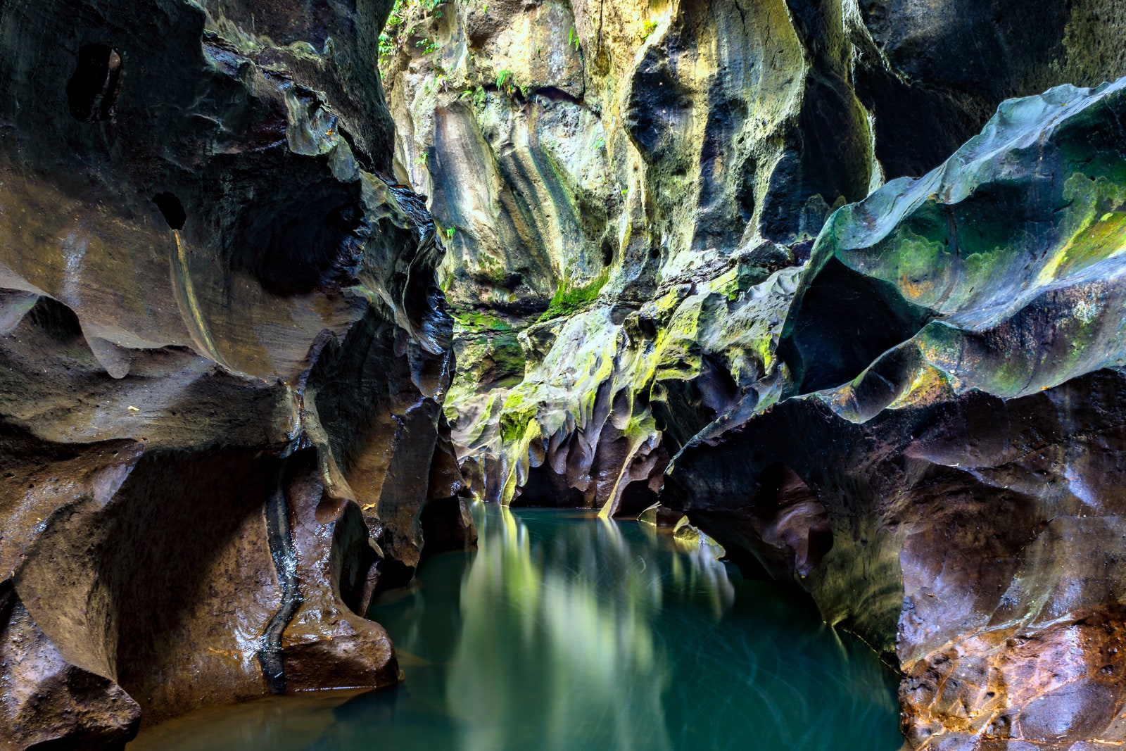 Beji Guwang Hidden Canyon