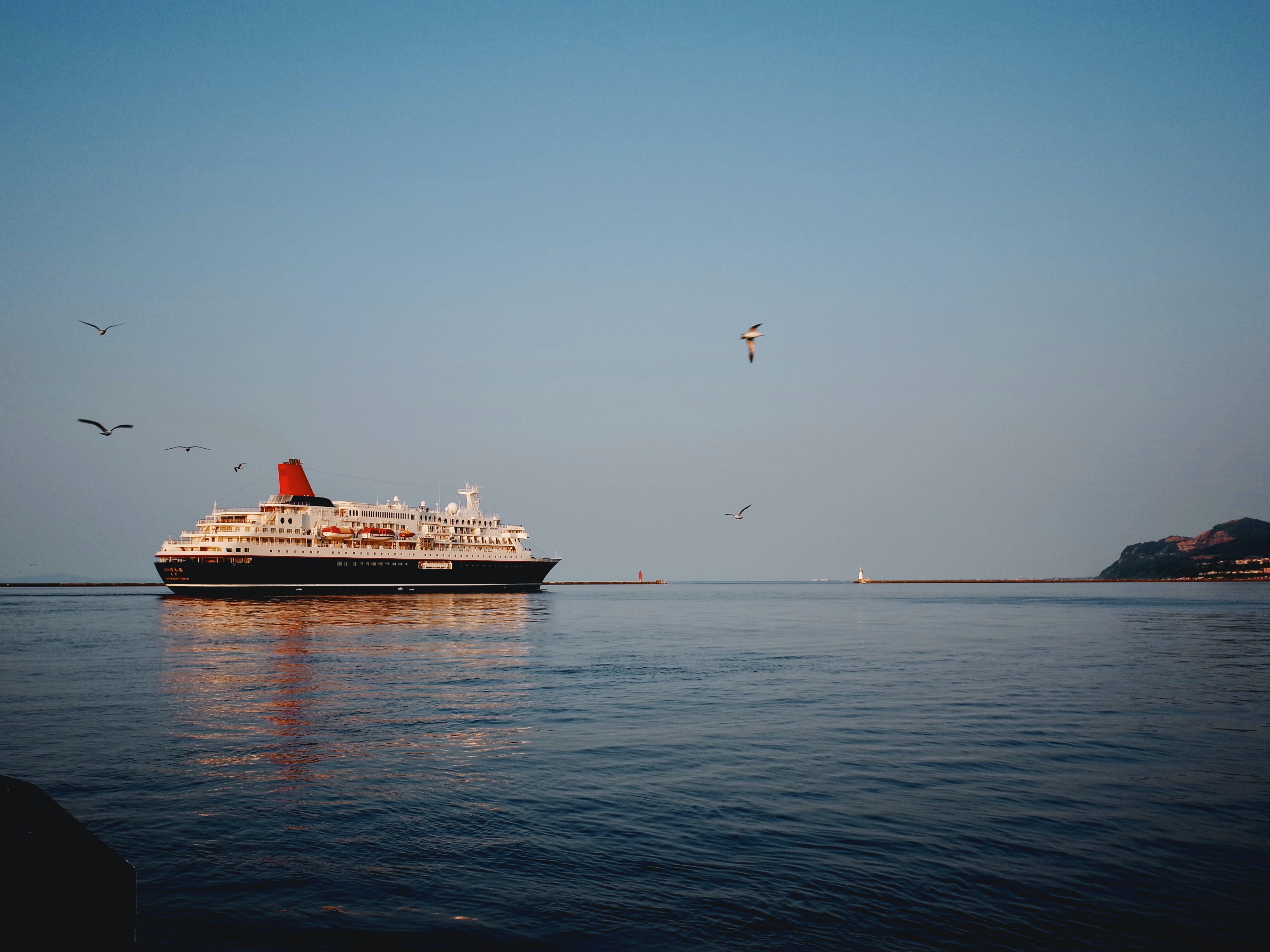 Cruise Ship Etiquette: Are Passengers Allowed to Order Dishes That Aren't on the Menu?