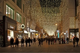 Kohlmarkt in Vienna at night