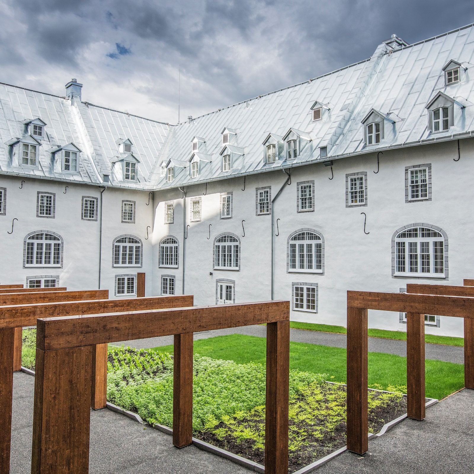 Museum or spa? This 'healthy hotel’ is calling us to Québec City