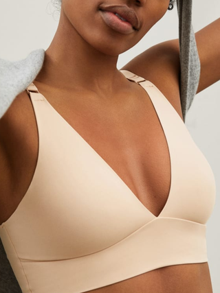 Everlane The Invisible Bra