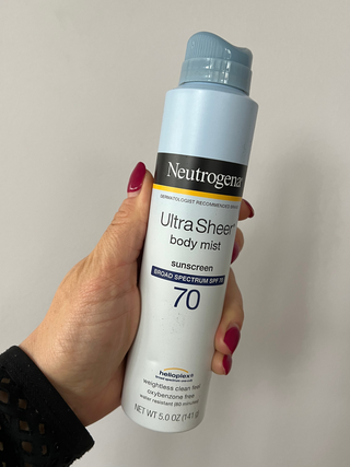 Neutrogena Ultra Sheer Body Mist Sunscreen Spray Broad Spectrum SPF 45