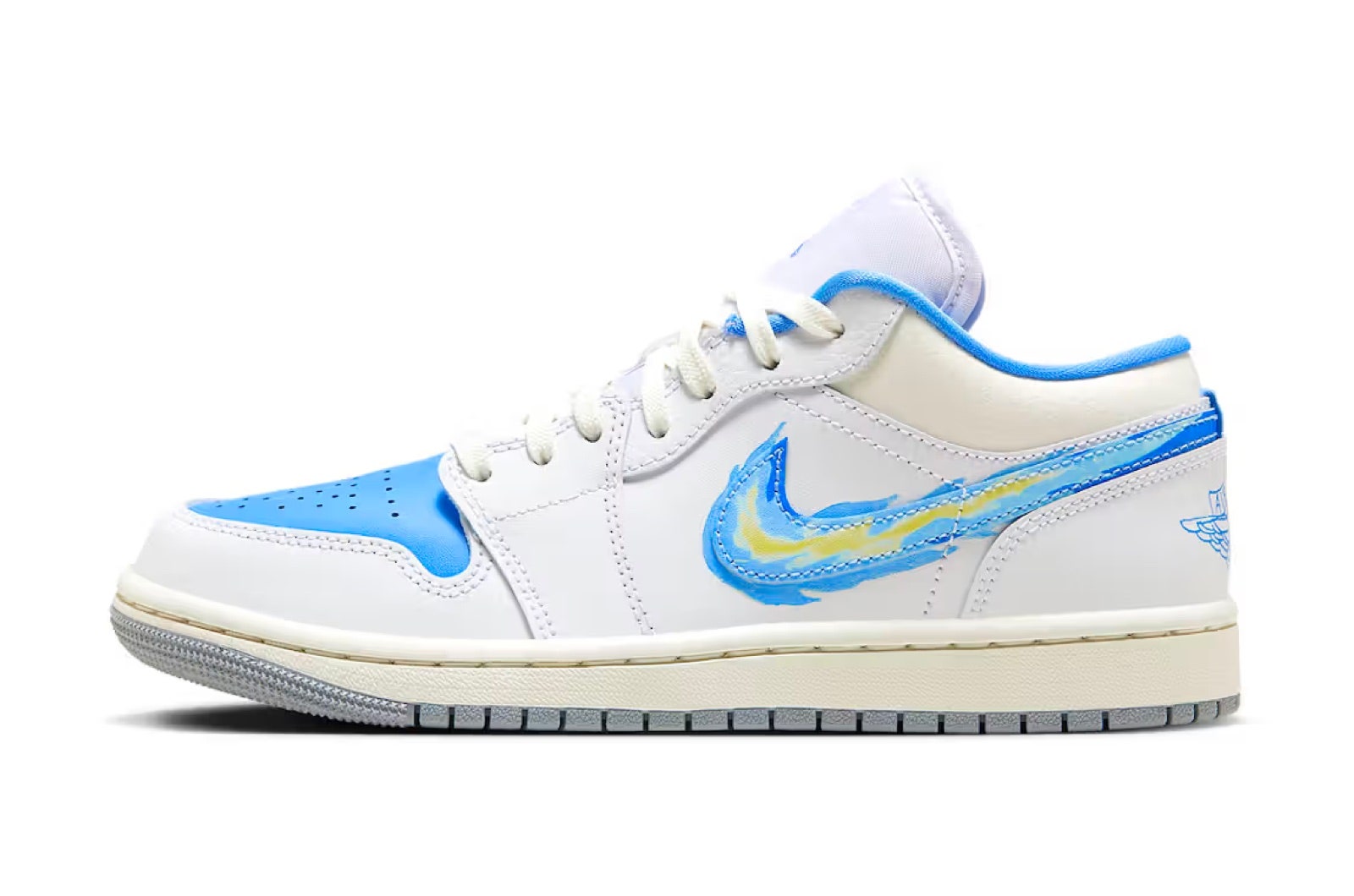 Air Jordan 1 Low ‘Born To Fly