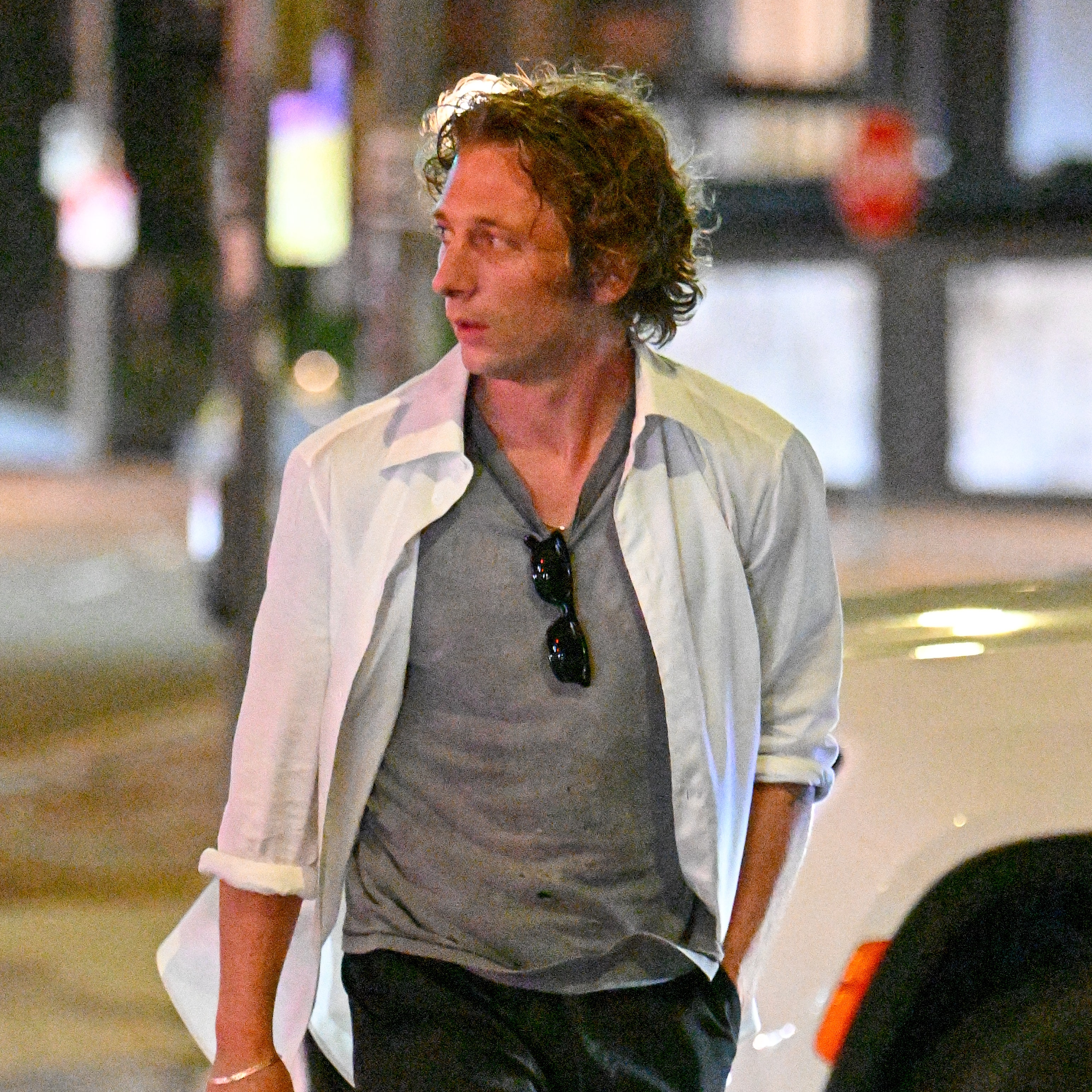 Jeremy Allen White leaves a party early with a cigarette, and a big fit ensues