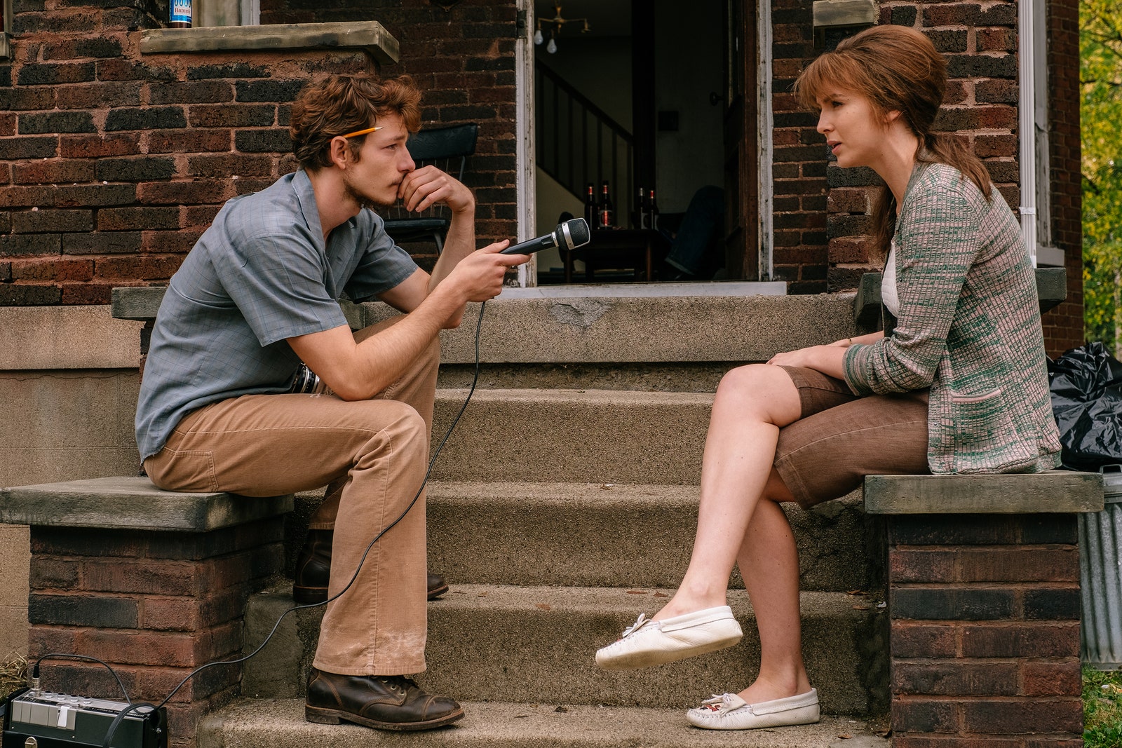 Mike Faist and Jodie Comer in 'The Bikeriders'