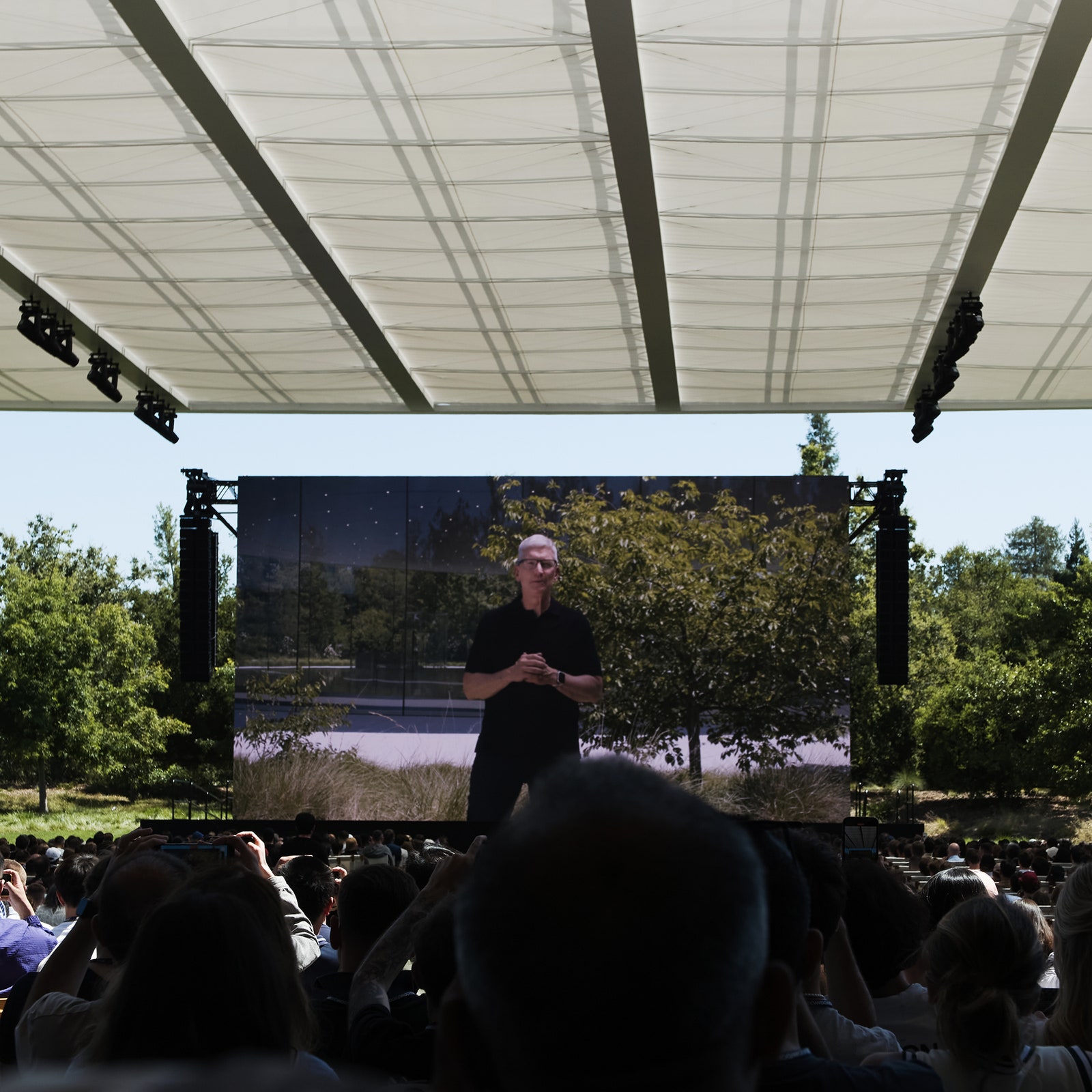 AppleのWWDC2024開催。Apple Vision Proの日本販売のほか、独自AIをリリースへ