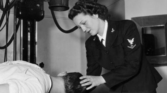 Did women volunteers serve in World War II?