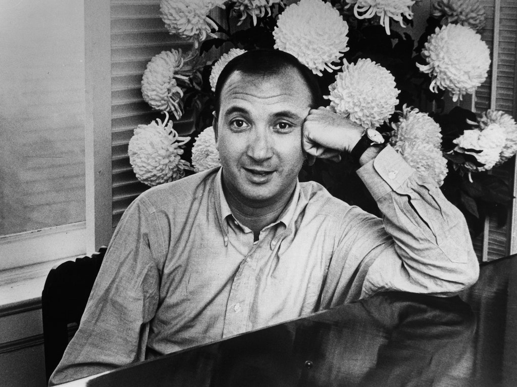 Neil Simon, Pulitzer Prize-Winning Playwright and Screenwriter, Dies at 91