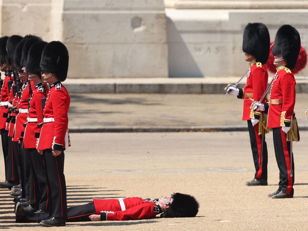 Hot For The Prince: Several British Guardsmen Collapse During Trooping the Colour Rehearsal