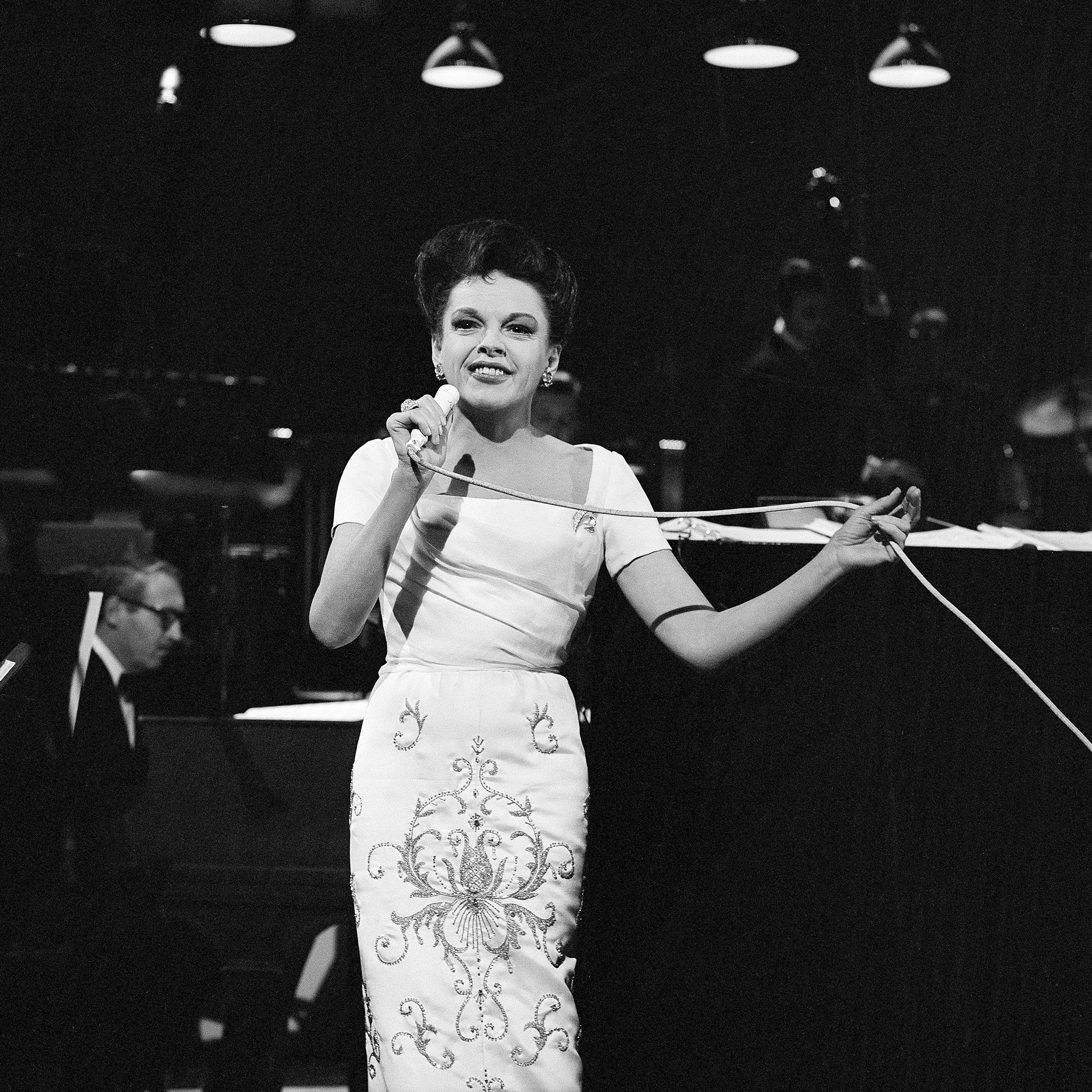 Rainbow’s End: Judy Garland’s Triumphs and Tragedies