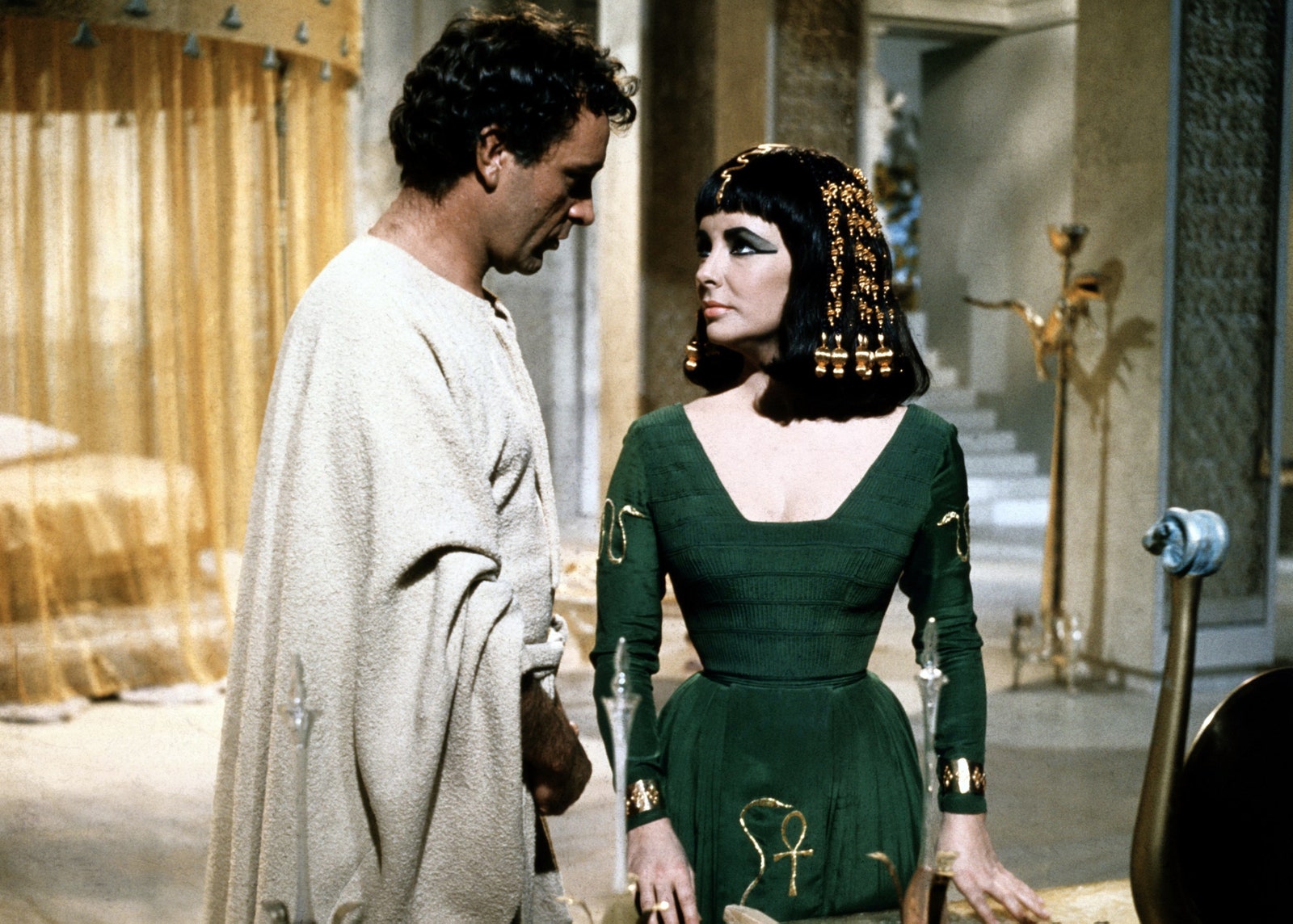 Richard Burton et Elizabeth Taylor dans Clopâtre  de Joseph L. Mankiewicz.