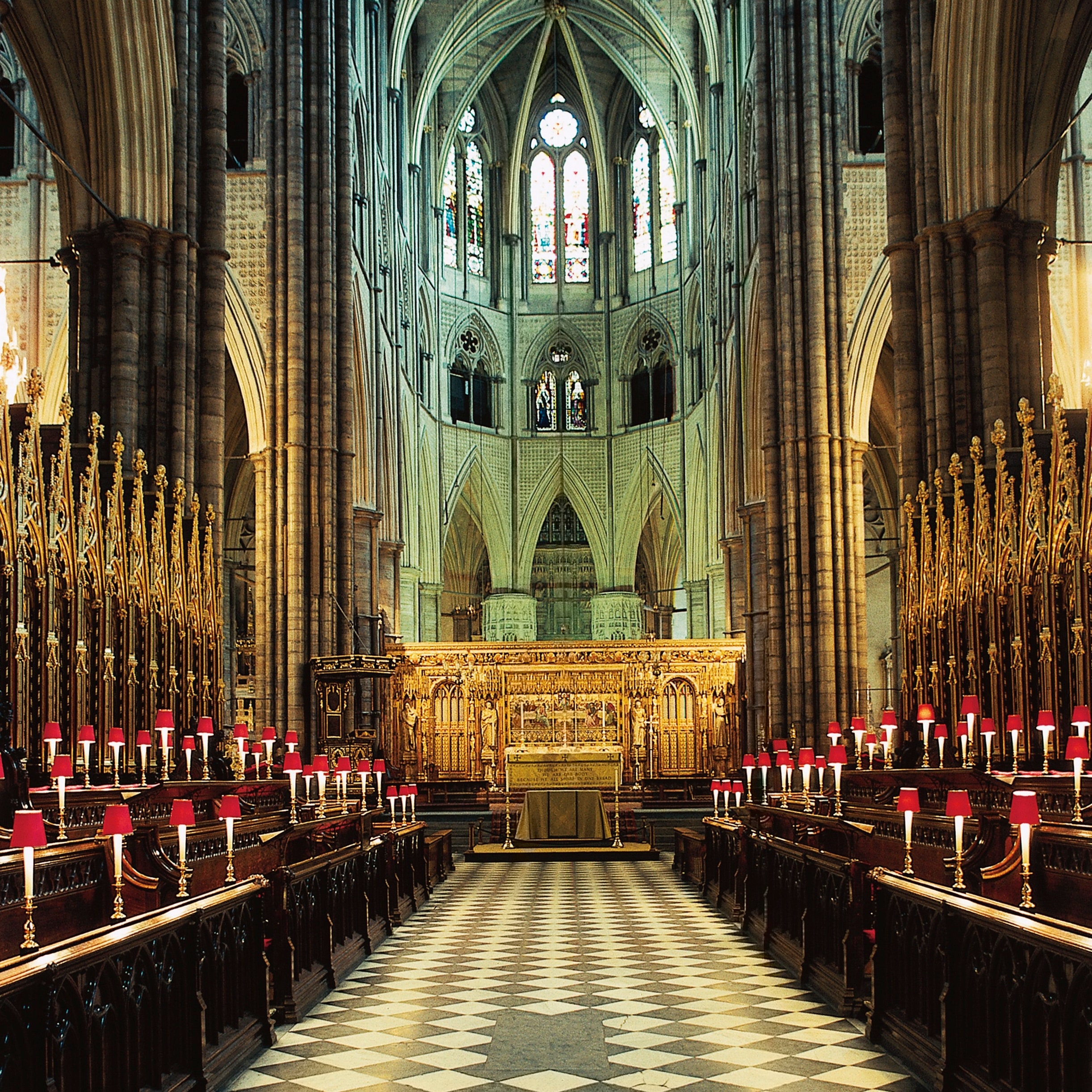 L'abbaye de Westminster permet désormais aux visiteurs de se prendre pour le roi et la reine