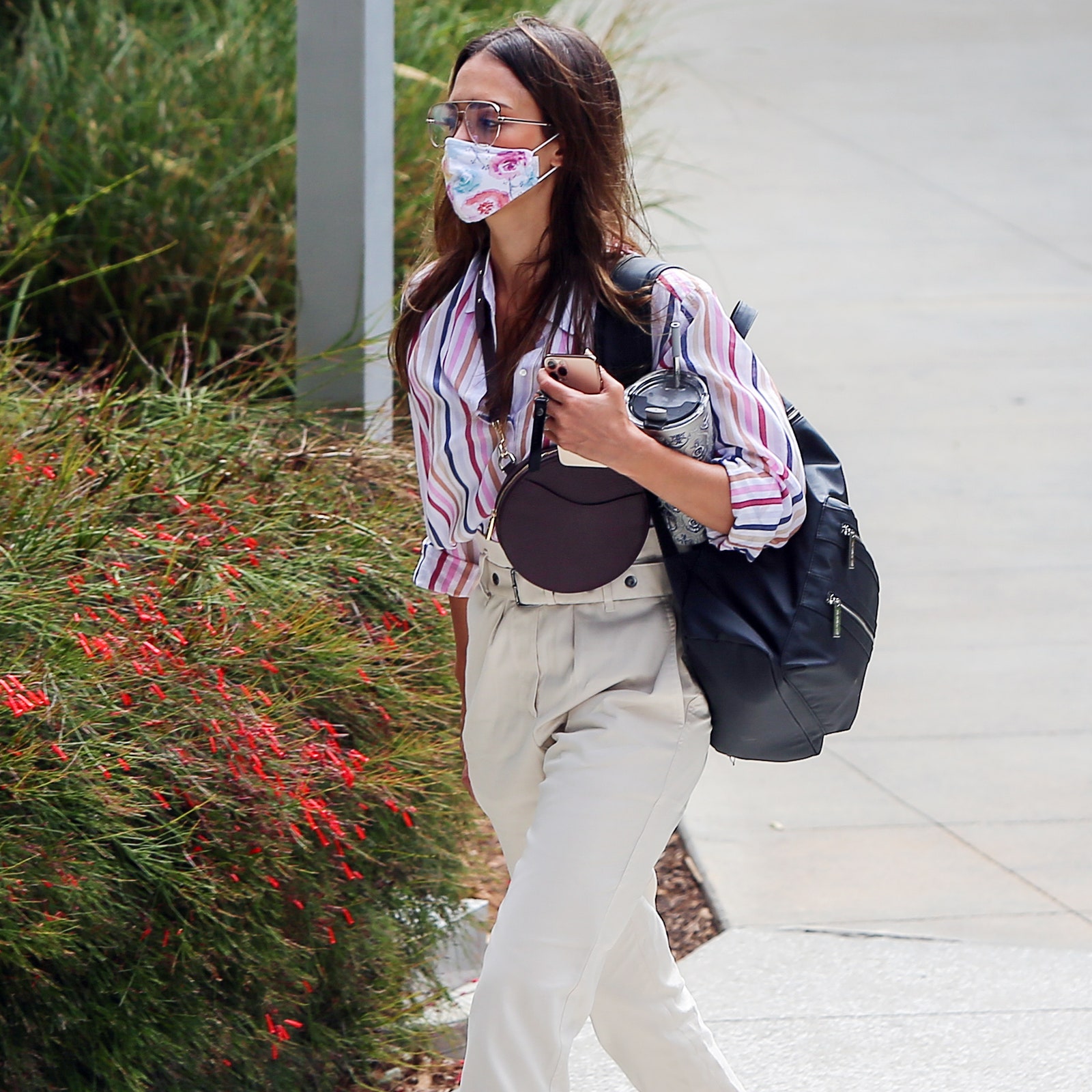 Jessica Alba Shows Us What CEO Style Looks Like On The West Coast