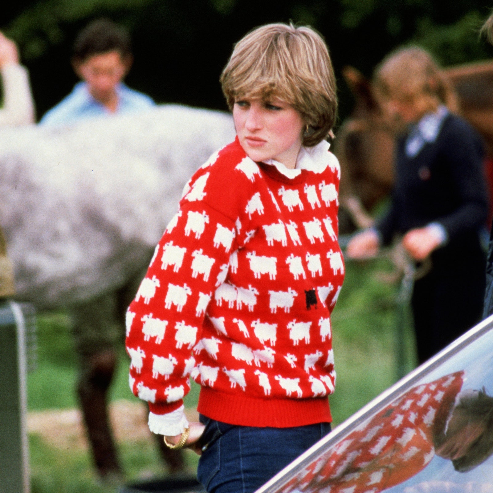 Princess Diana’s Famous Sweater Just Sold For More Than A Million Dollars