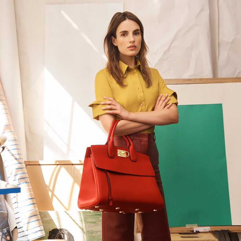 Launch der Studio Bag: So sieht Paul Andrews neue Vision für Ferragamo aus