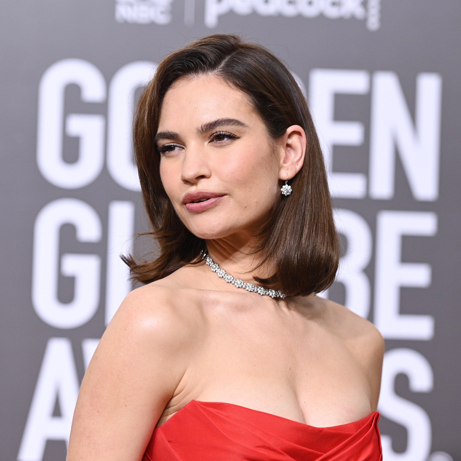 Braune Haare sind die Trendfarbe bei den Golden Globes 2023 &#8211; das sind die schönsten Red-Carpet-Looks mit dunklen Haaren