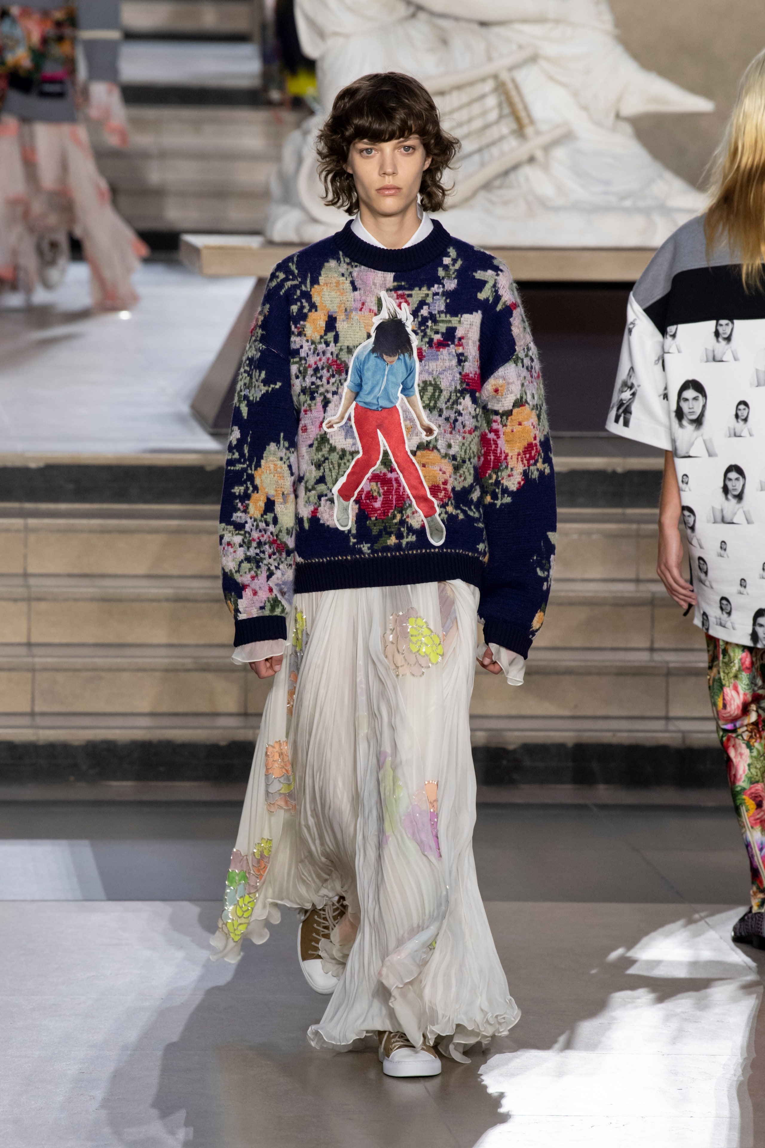 PARIS FRANCE  MARCH 07  A model walks the runway during the Louis Vuitton Womenswear FallWinter 20222023 show as part of...