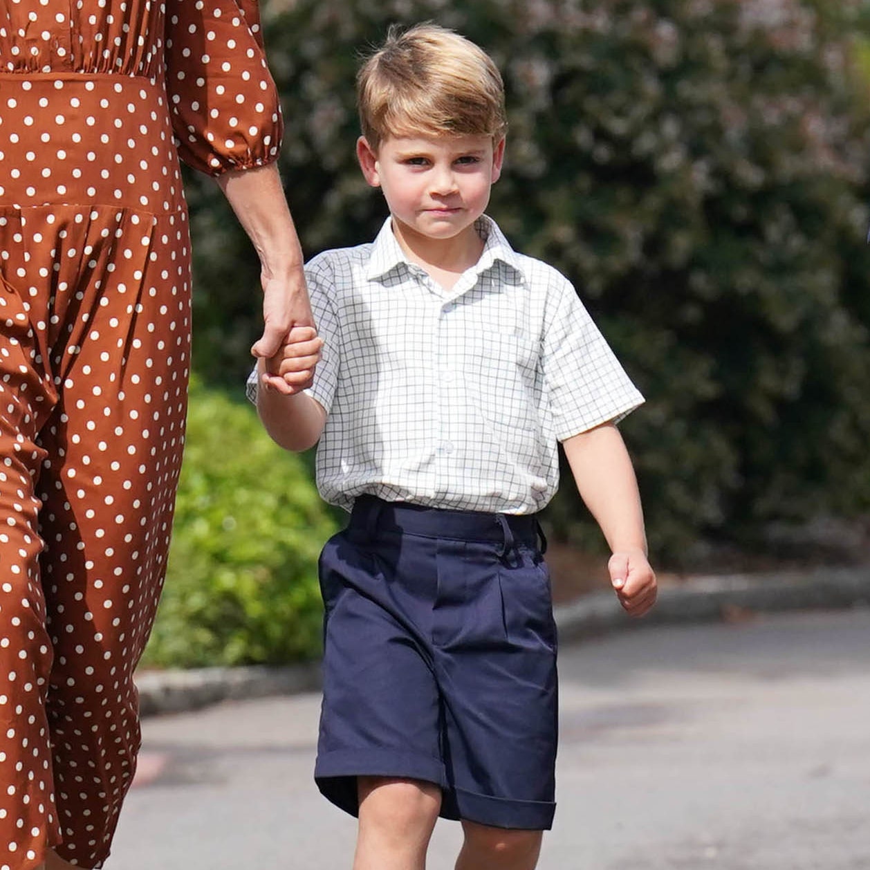 Prinz Louis feiert 5. Geburtstag &#8211; in einer Reihe herzerwärmender neuer Fotos