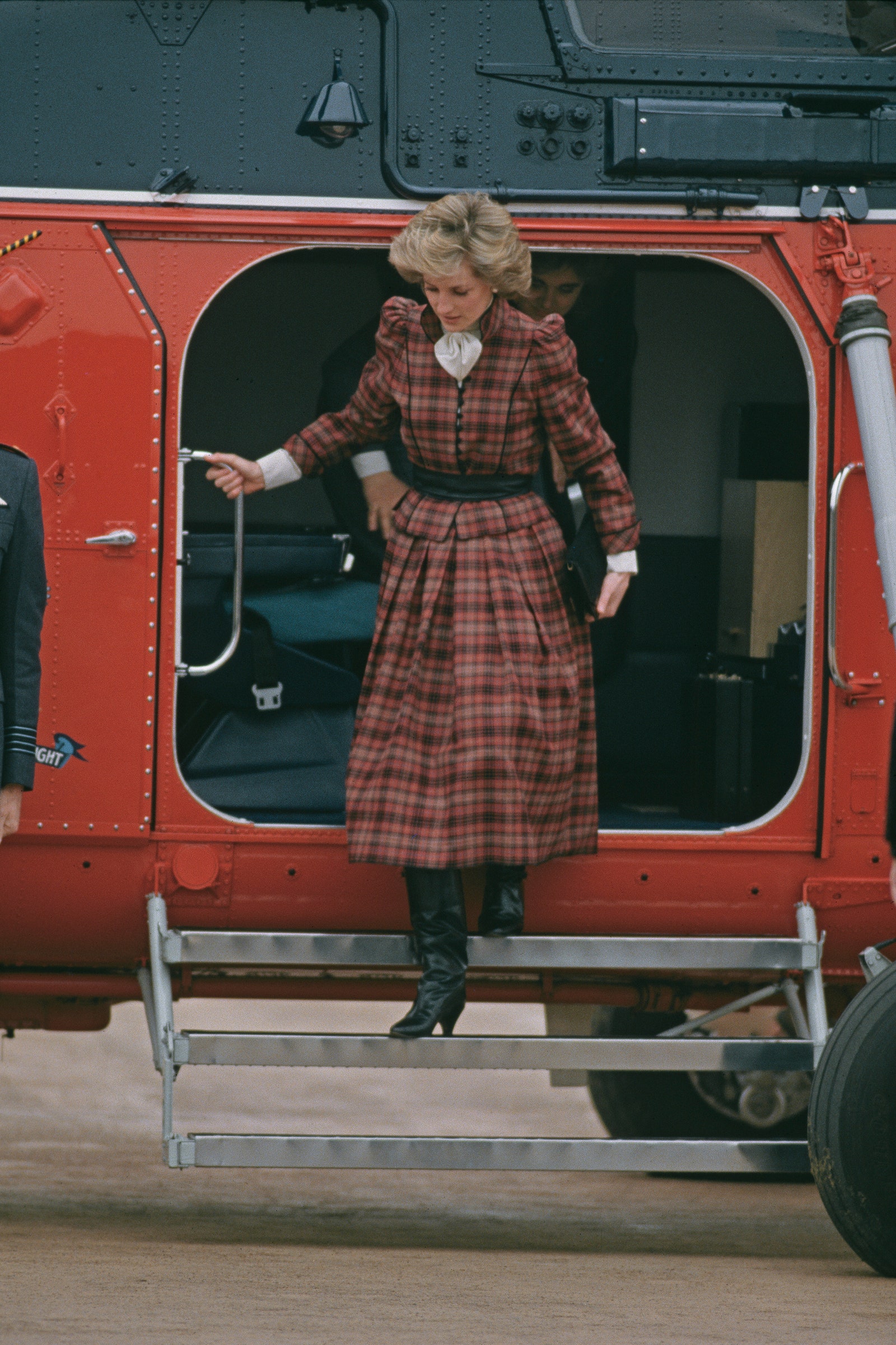 Prinzessin Diana Outfits Stiefel