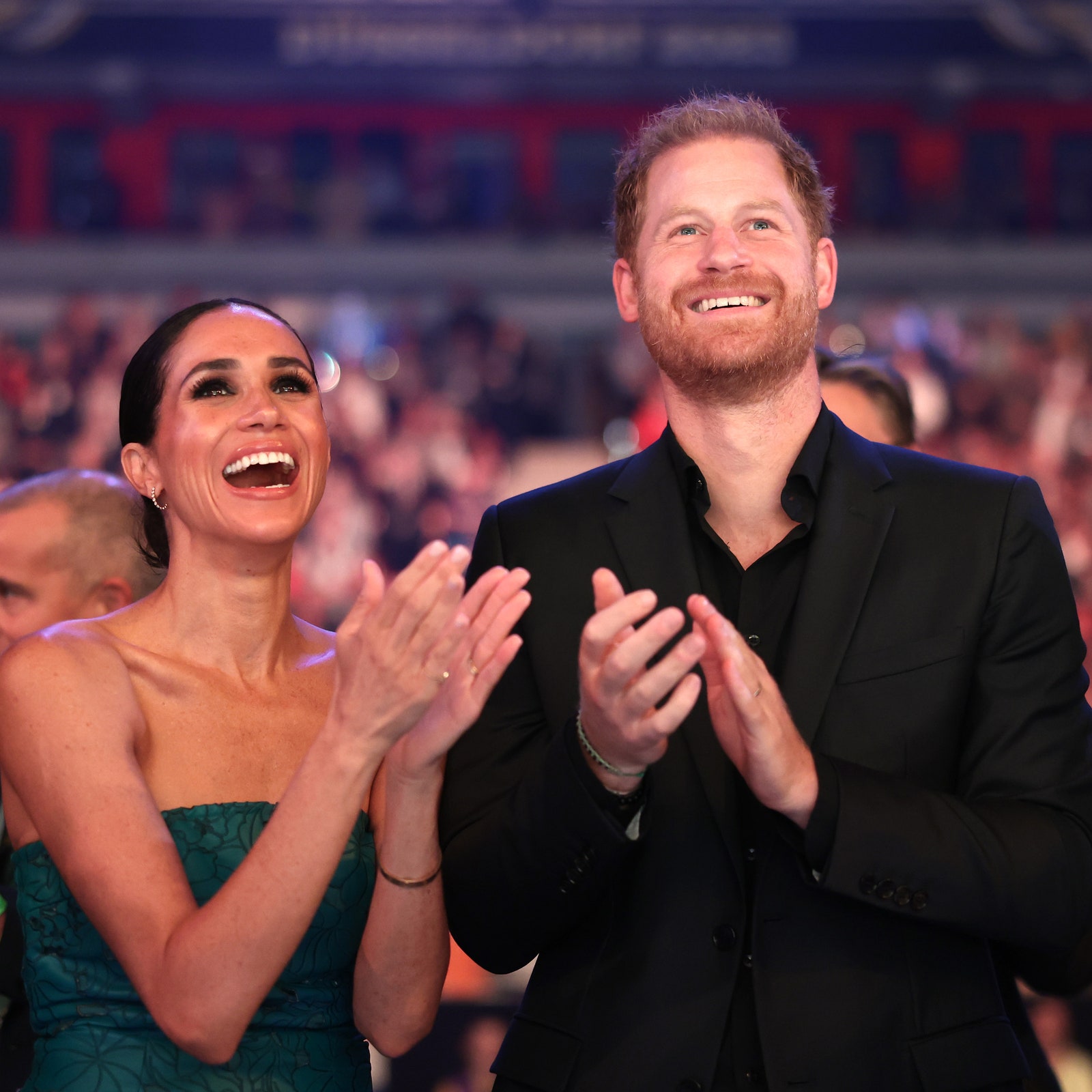 Meghan Markle und Prinz Harry: Diese tiefere Bedeutung steckt hinter ihrer Weihnachtskarte 2023