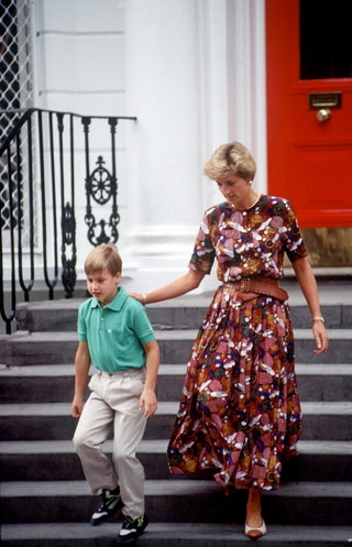 La princesse Diana et le prince William devant l'cole Wetherby​​​​​​​