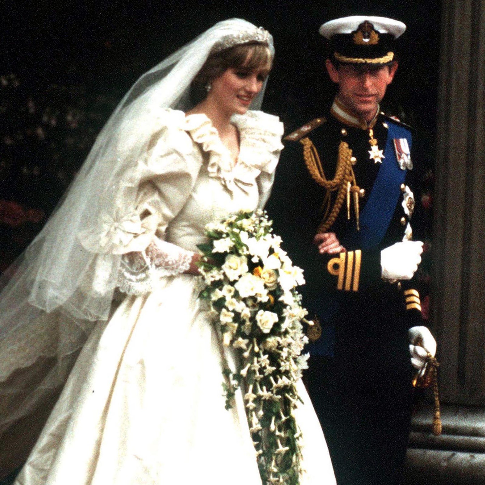 Les secrets des chaussures que Lady Diana portait à son mariage avec le Prince Charles