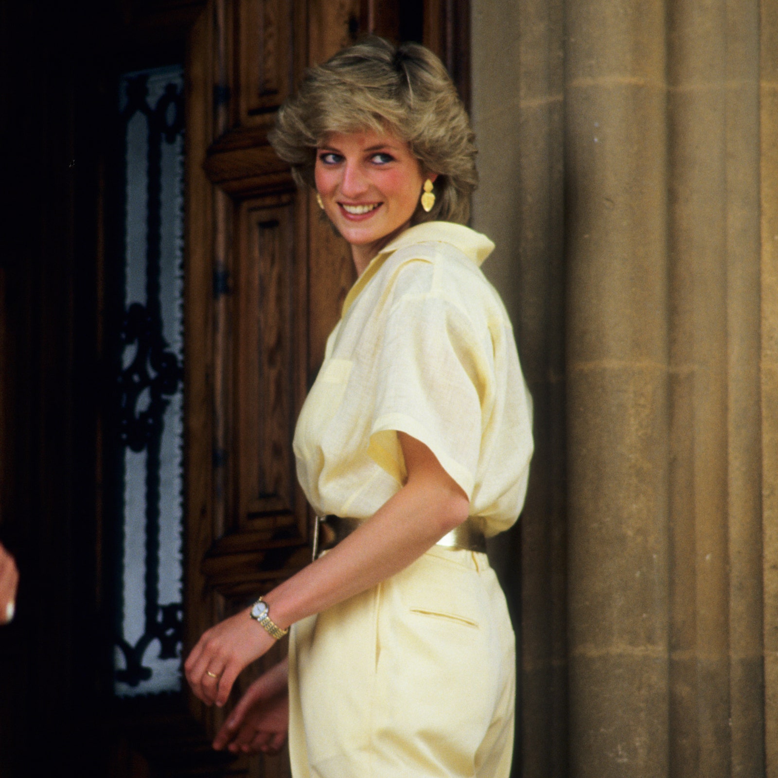 Princess Diana's iconic short cut in 10 vintage photographs