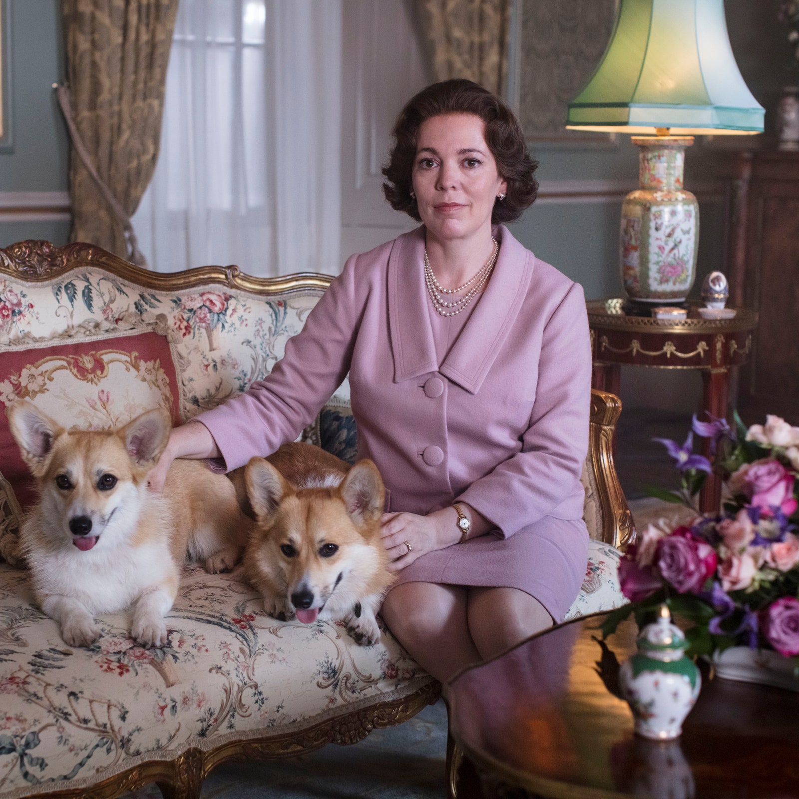 The Crown Season 3: the official trailer is here