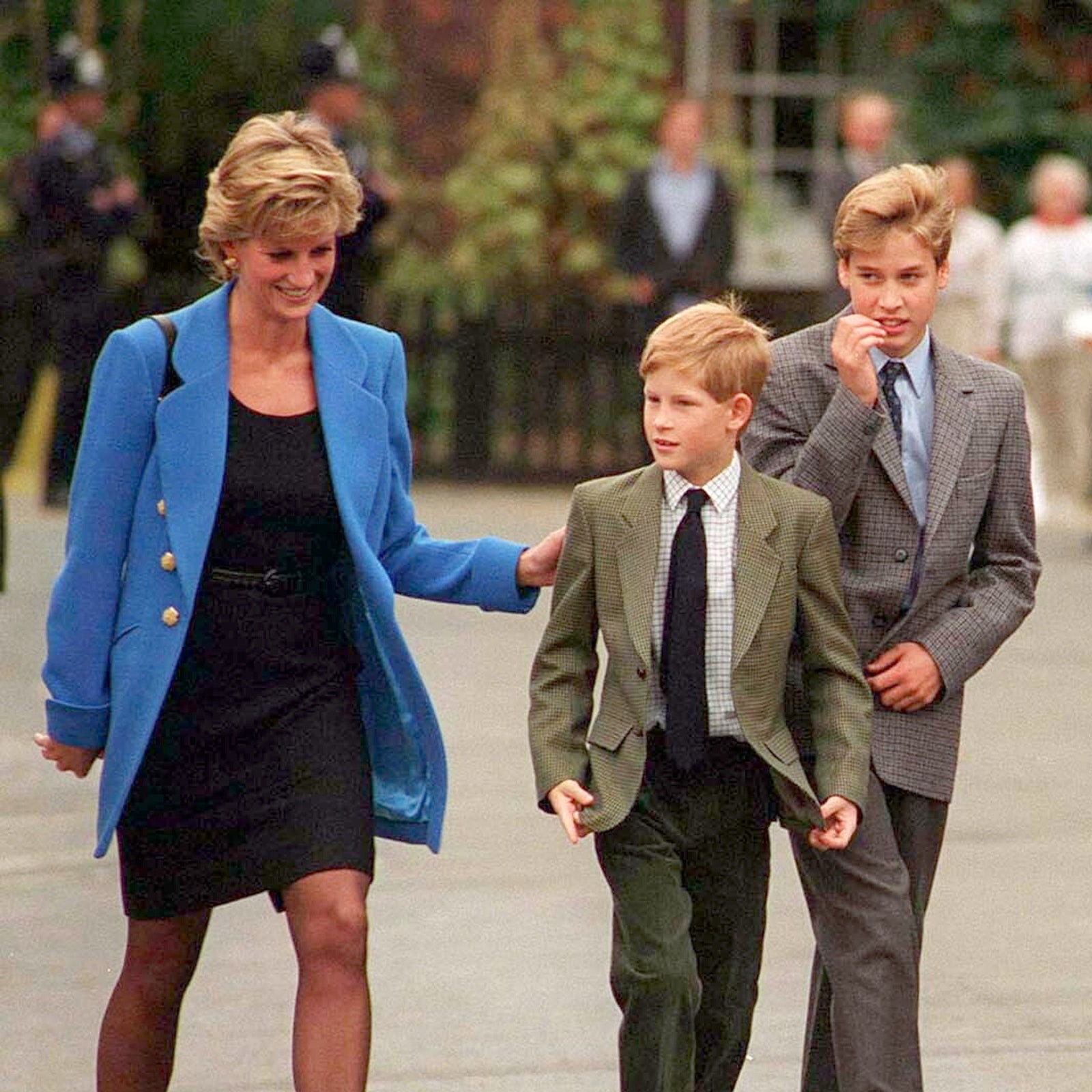 Pourquoi Lady Diana a influencé la décision du prince Harry et de Meghan Markle de quitter la famille royale ?