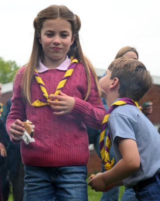 La princesse Charlotte avec le prince Louis lors du Big Help Out.