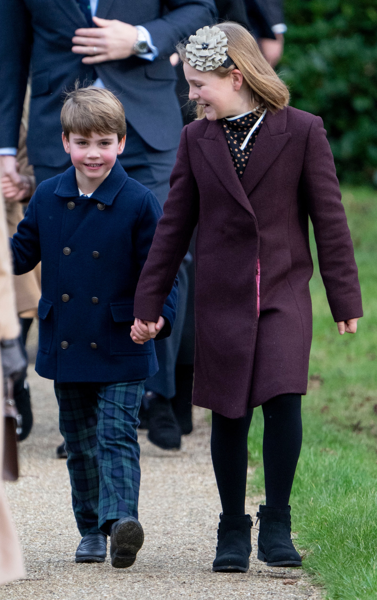 Le prince Louis avec Mia Tindall la fille de Zara Phillips  et Mike Tindall.