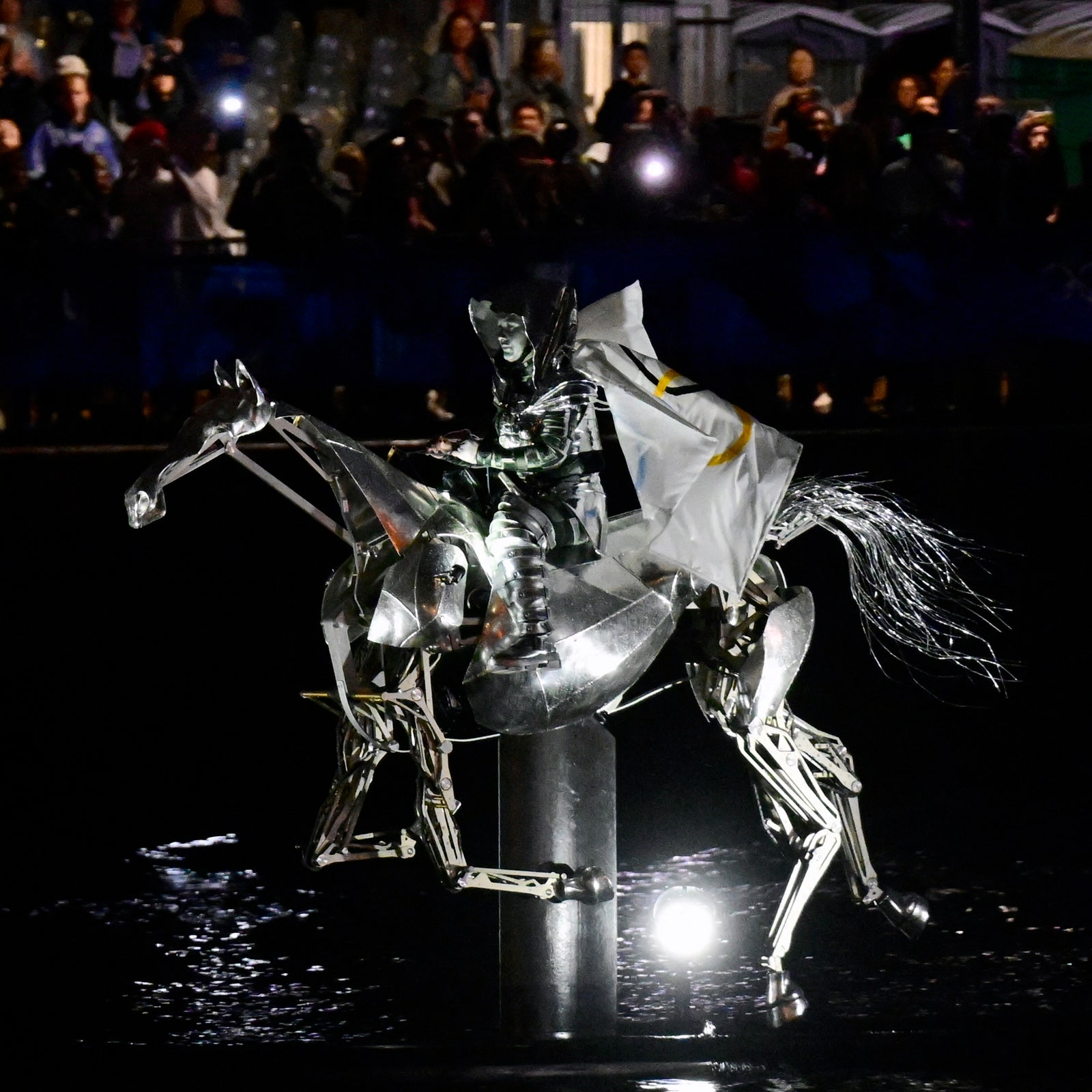 Comment voir le cheval métallique de la cérémonie d'ouverture des JO à Paris ?